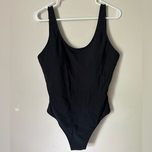 NWOT one piece swimsuit xl